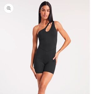 NWT Bandier Assymetric Tempo Playsuit, XS. Black